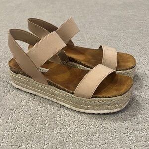 Steve Madden platform sandals